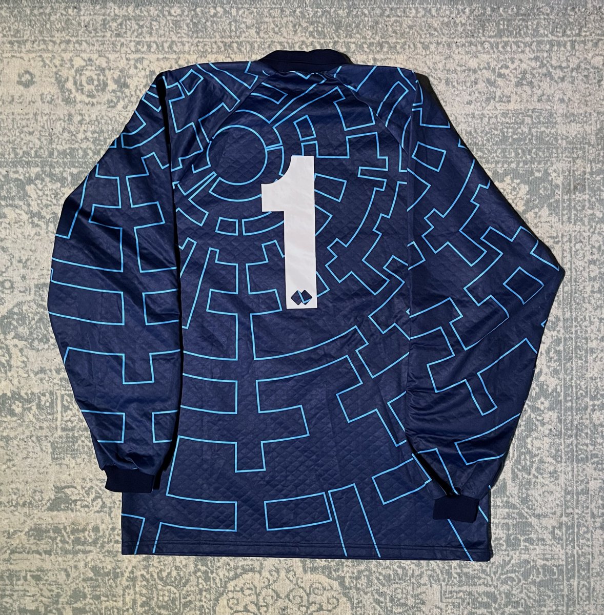 Worldshirts.net tweet media