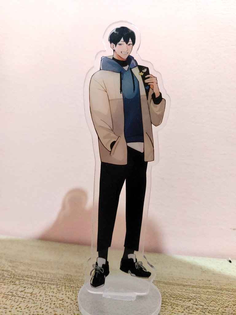TobioCSE's tweet photo. Hello everyone! Thank you for all the support on TobioCSE!

All acrylic keychains are currently reserved! You can still avail our handsome Tobio Acrylic Standee to add into your collection :D

Here's live preview for your reference! Get yours now! 💙 https://t.co/ikhV4ANg0B
