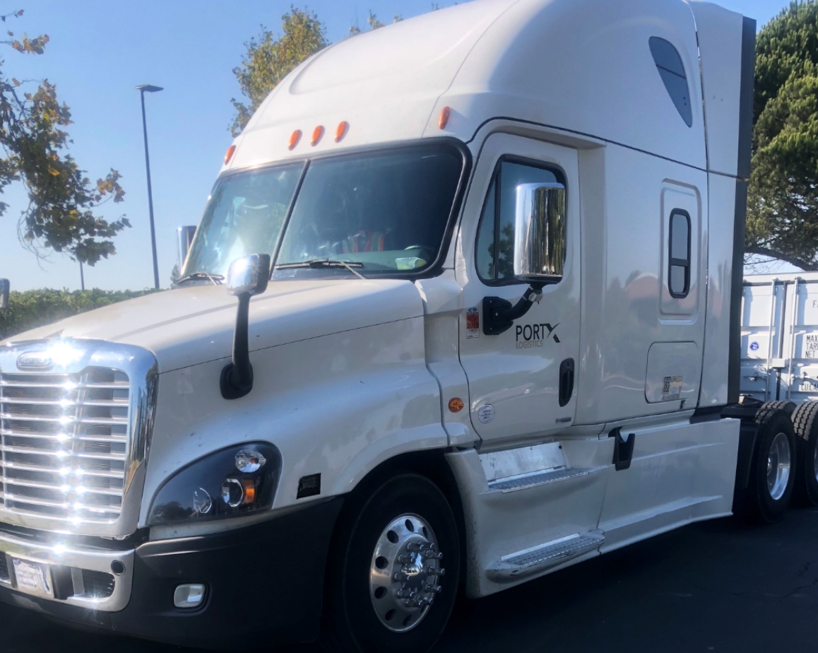 PortXLogistics's tweet image. The best way to tackle what’s next? Be ready before it happens.

Have an uncertainties about your upcoming operations? Have certainties you know need to be addressed? Either way, we’re here to help you stay ahead of the game. 

#Drayage #StayAhead #PlanForSuccess #Trucking