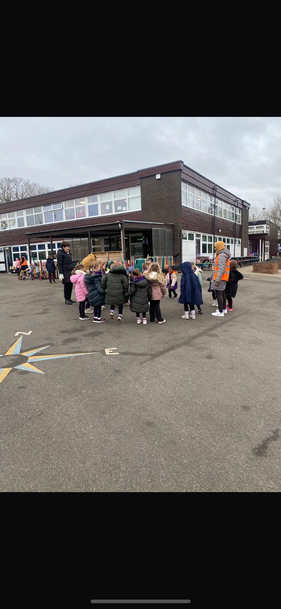 StAlbans_Sch's tweet photo. Today, we launched βA game a Weekβ at lunchtimes. This week, weβre playing Circle Dodgeball. Our wonderful lunchtime supervisors supported the children in playing the game. #LunchtimeGames https://t.co/pBLlr2V9YA