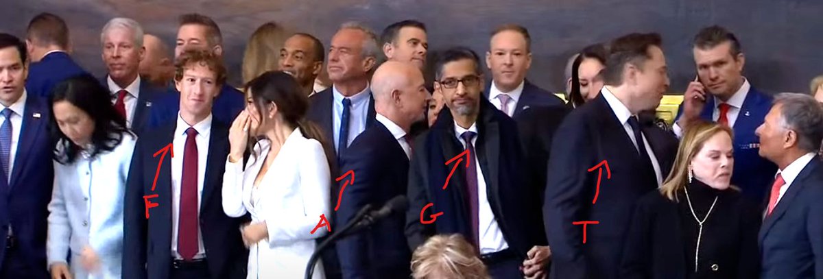 Oxbaxer's tweet photo. What a family picture ! https://t.co/y8PSznerzo