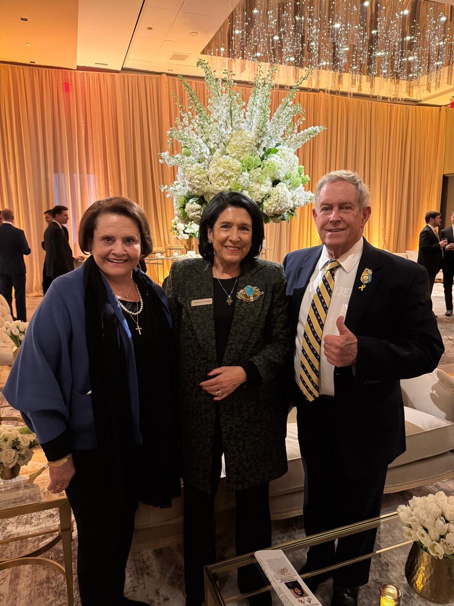 I have been so grateful to host the Legitimate President of Georgia <a href="/Zourabichvili_S/">Salome Zourabichvili</a> these past few days and have her at the inauguration of President <a href="/realDonaldTrump/">Donald J. Trump</a> today. The illegitimate Ivanishvili regime will fall. Georgia will be free!