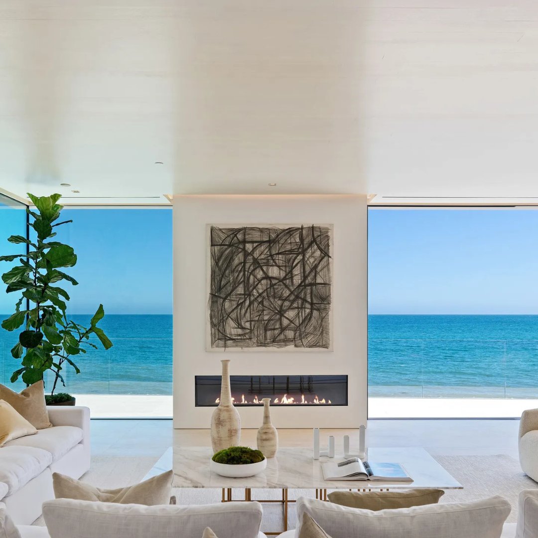 HallLuxuryHomes's tweet image. It only takes one offer to change everything. With Compass tech, we connect you with serious buyers ready to make your move a reality. Let’s get started! 🏡

#FindYourBuyer #CompassTech #RealEstateInnovation #SellSmart #DreamHomeJourney