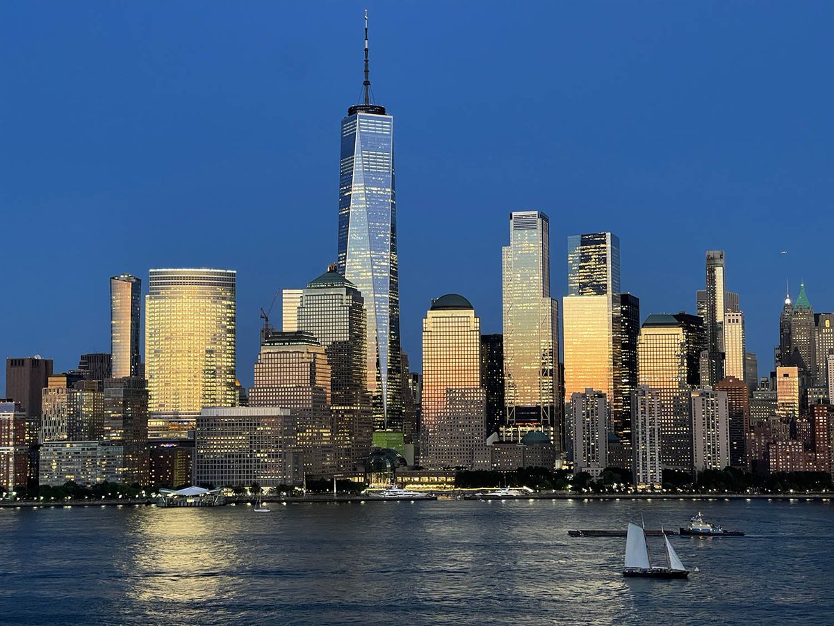 Manhattan Architect Design and Construction Expert Witness Services by William N. Bernstein, AIA

Manhattan Architect William N. Bernstein, AIA is currently providing architecture and construction expert witness services on numerous cases across the United States. These cases