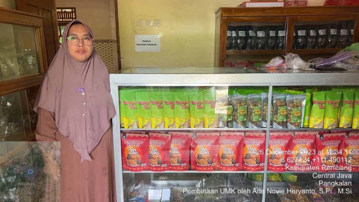 AdeHeryanto's tweet photo. Kamis, 26/12/2024 Luhkan Ade Novie Heryanto, S.Pi., https://t.co/yK6bMQDedu, melaksanakan kegiatan pendampingan dan pembinaan pelaku usaha mikro kecil (UMK) bidang Kelautan dan Perikanan milik Ibu SITI ROSIDAH  yg juga merupakan Ketua POKLAHSAR PANTURA Ds. Pangkalan- Kec. Sluke https://t.co/Y0SW7mGDhW
