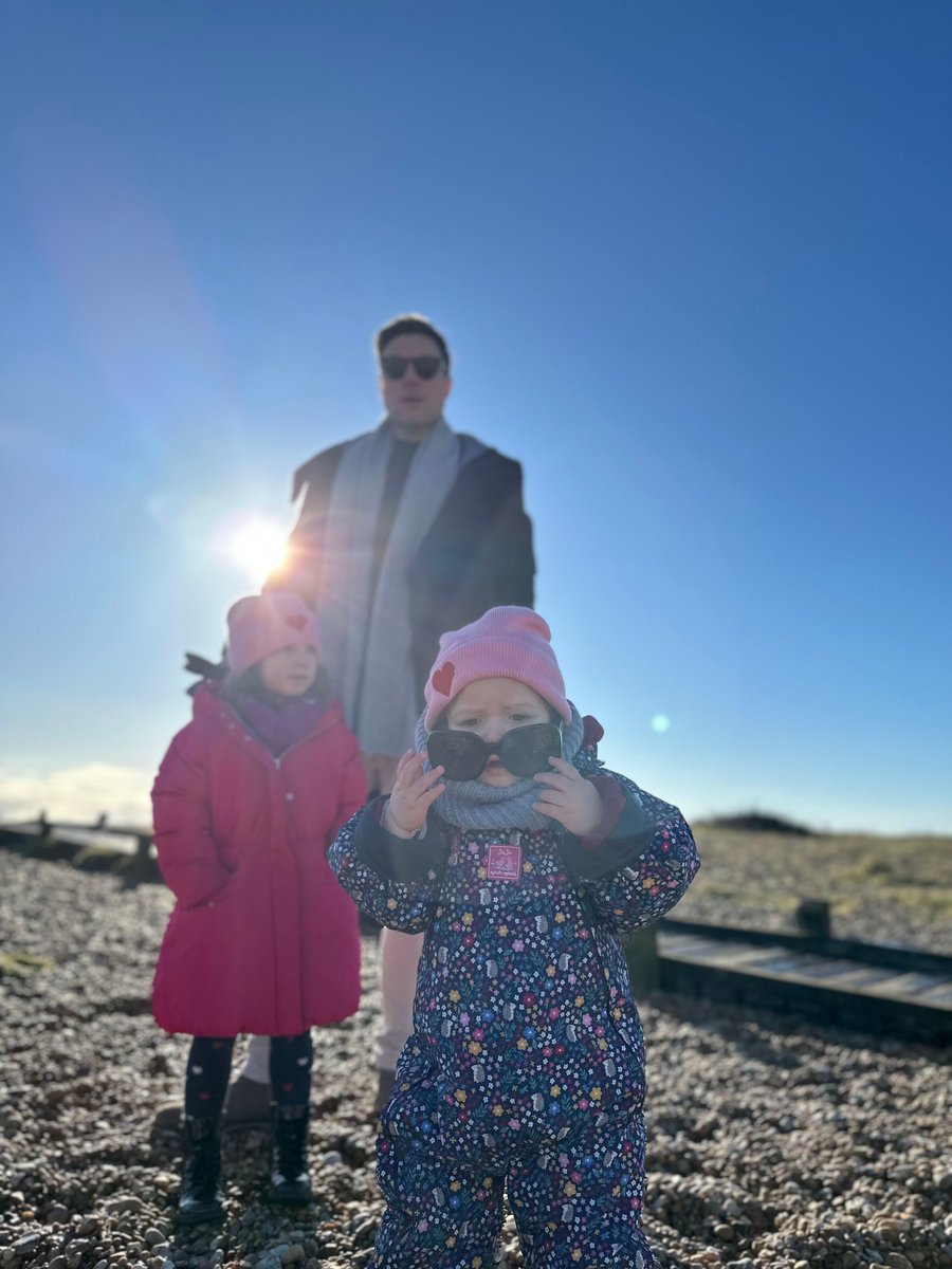 I know it’s late, but I wanted to say goodbye to a great 2024. I’m extremely grateful for all the ongoing support 🙏 and I'm super excited about 2025. I'm taking some weeks off to recharge &amp; spend time with my family. I hope to see you all around the world somewhere soon ❤️