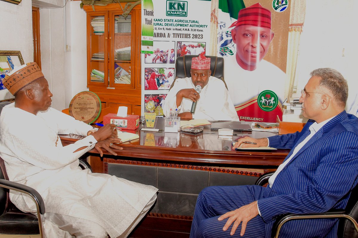 KanoPastoral's tweet image. KSADP hosts #IsDB & #LLF mission led by Mr. Javed Khan. The objective is to appraise ongoing projects and to help the Project Management Unit, towards successful completion of the project in June, this year