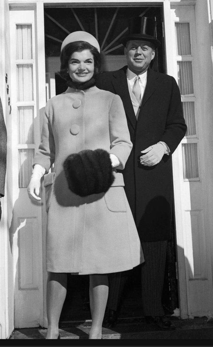 17thletter0's tweet photo. Here again, 20th January, 2025.
We will create history together.🇺🇸❤️

#WWG1WGA 💪 https://t.co/BJAUbmCEZ3