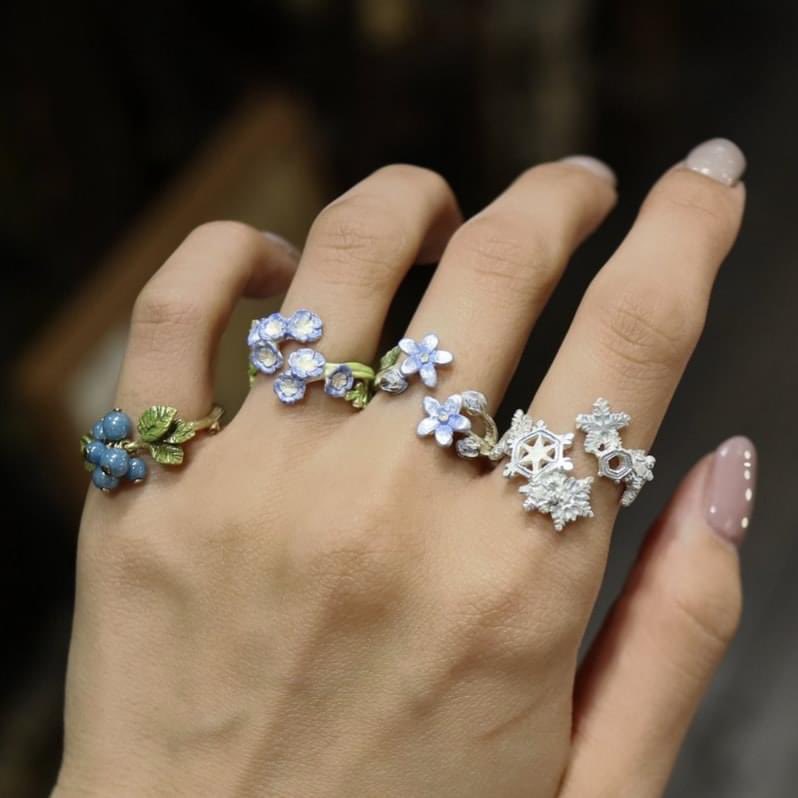 heart_jpg's tweet photo. floral rings https://t.co/nCXm9a05cu