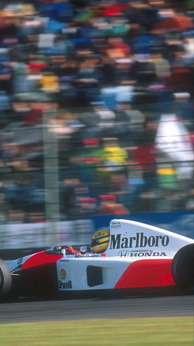 sennatheking's tweet photo. Powered by Honda

#F1 https://t.co/mnVuUuvVro