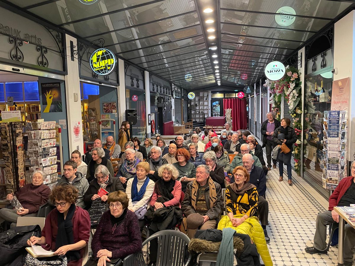 La semaine dernière, <a href="/josephsimeoni1/">joseph Simeoni</a> était à la librairie 47° Nord de #Mulhouse pour évoquer les 120 ans du journal l'Humanité avec Fabien Gay.