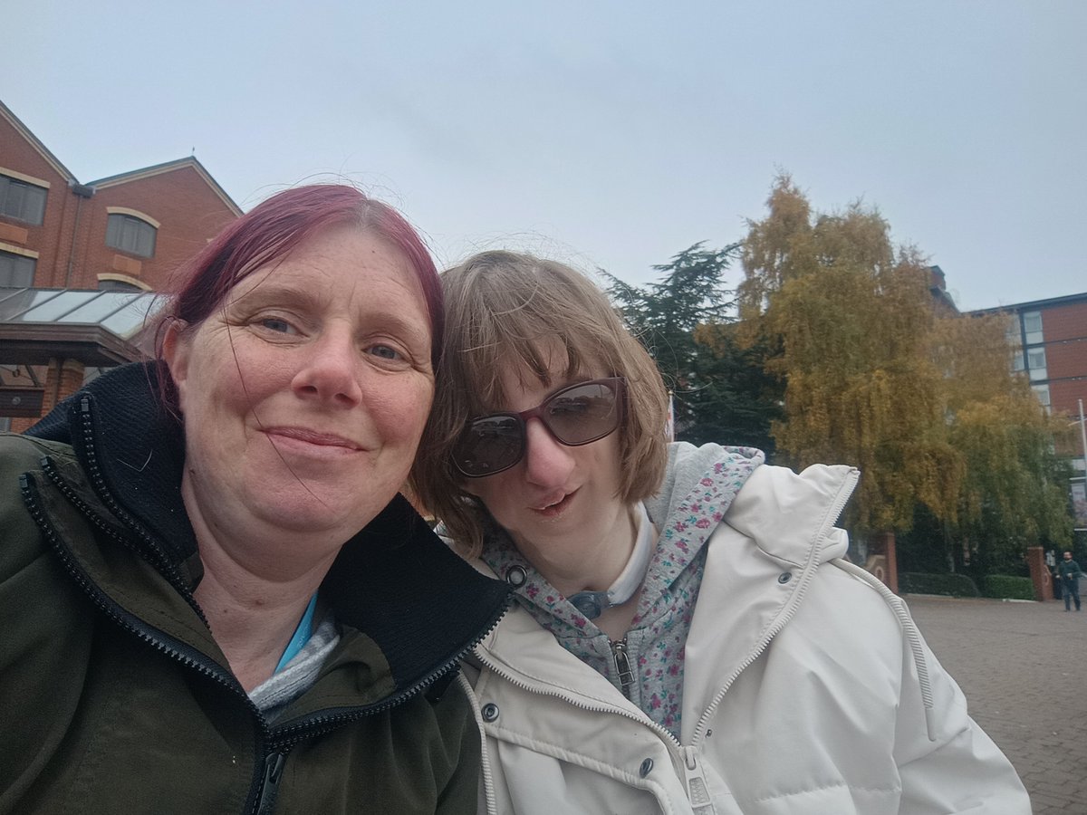 HFHCSSL's tweet photo. Transform the world with your smile! 😁✨ We’re seeking enthusiastic and optimistic people to join our team and make a difference. Get in touch today to find out how! 
#SmilesAndSuccess #JoinOurOneTeam #Recruitment #CareerInCare https://t.co/E5Ik2zVPCa