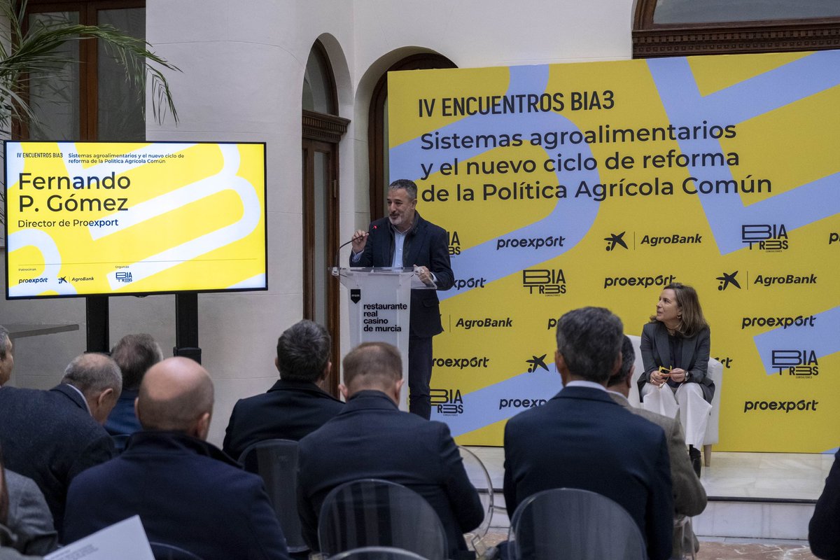 Biatres_f's tweet photo. Durante su intervención, abordamos el impacto de los países BRICS, la posible vuelta de Trump en EE.UU. y la relación con China, factores que influirán en las decisiones estratégicas en Europa. https://t.co/3VWB2KAFuk