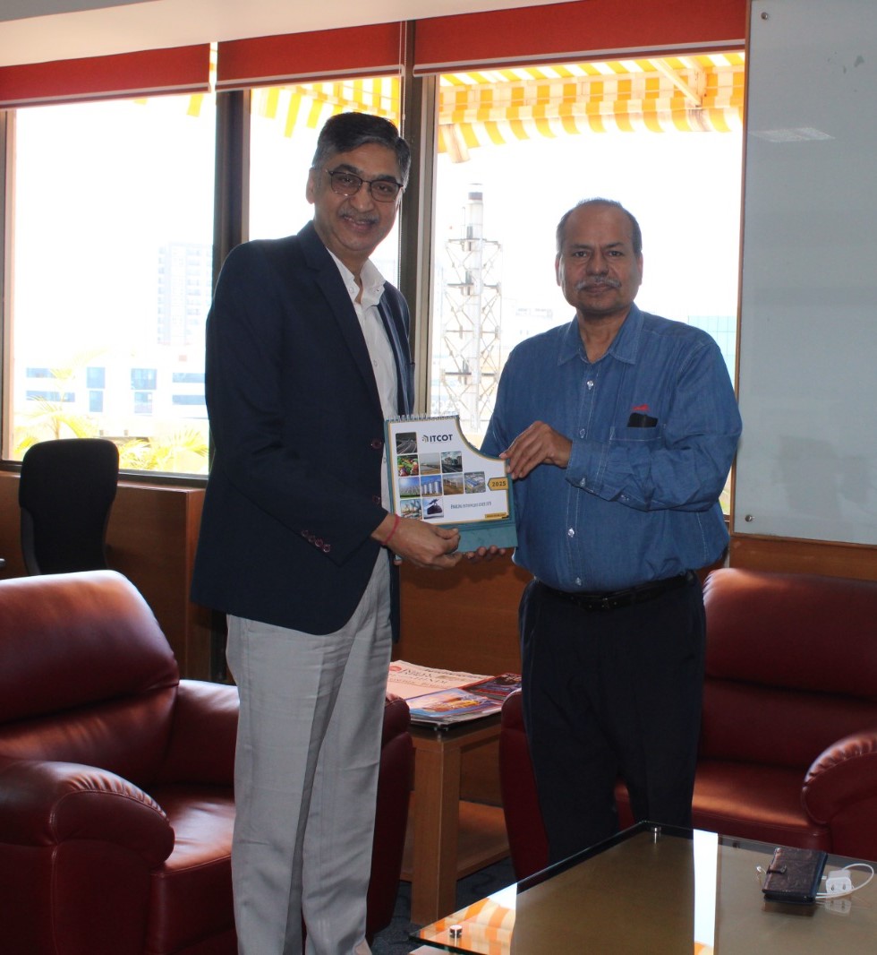 STPIBengaluru's tweet photo. 🚀 Dr. Sanjay Tyagi, Director - STPI Bengaluru, highlighted key initiatives driving the startup ecosystem in STPI to Shri Hans Raj Verma, IAS, Additional Chief Secretary (Retd), Govt of Tamil Nadu, during his visit to STPI Bengaluru on 20th January 2025.🚀 https://t.co/FlSZ9EklqF