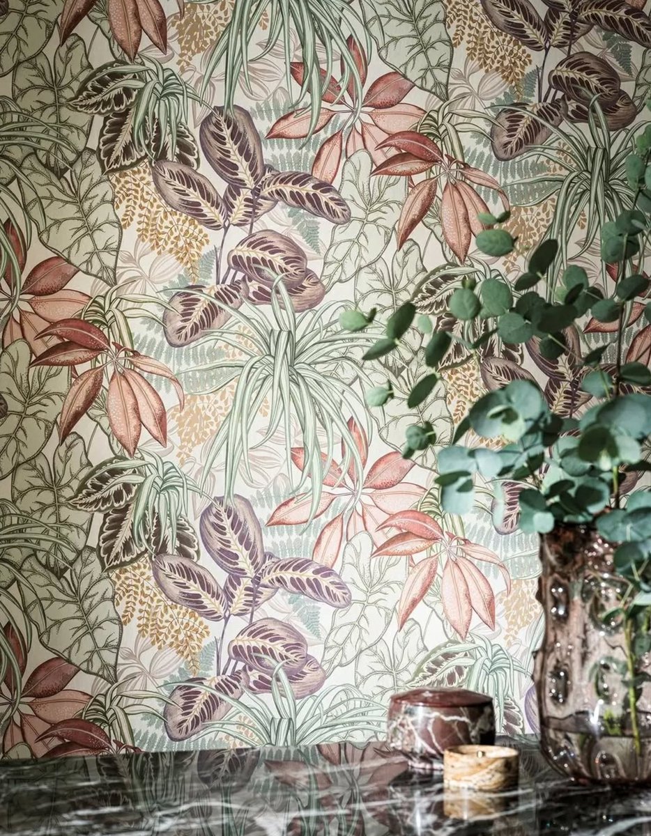 Curtaincraft's tweet image. The Hothouse outdoor fabric design from Osborne &amp;amp; Little is now recreated as a wallpaper – an all-over leafy design of favourite indoor plants.

Find out more about our bespoke soft furnishings at curtaincraft.co.uk or contractcurtains.co.uk

#leafdesign #wallpaper #home