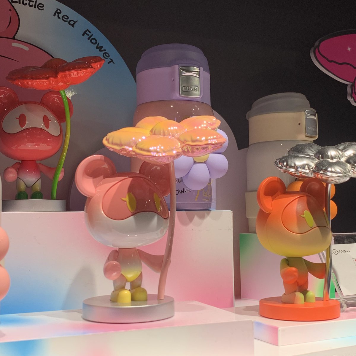 87pers's tweet image. #cosmosbear
#spacetimecube
#seaconbangkae