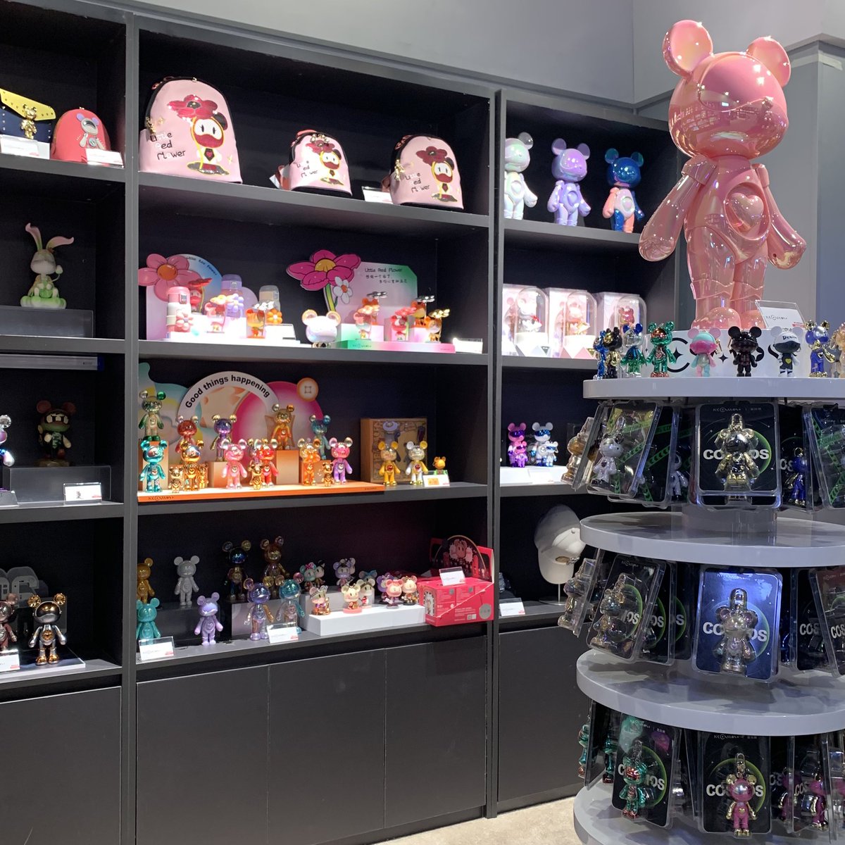 87pers's tweet image. #cosmosbear
#spacetimecube
#seaconbangkae