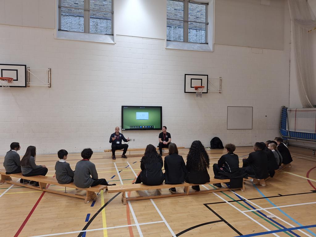 MPSCommunities's tweet image. @MPSCommunites @MetTaskforce delivered session 1 of 6 @chelseaacademy school with another 20 young people today starting the initiative with the theme let's talk building trust with 2 way conversation & sports coaching @metpolice @CFCFoundation working together for a safer London