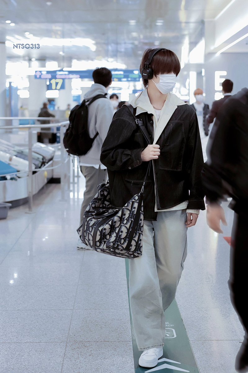 NTS0313's tweet photo. 240422 ICN

#BEOMGYU  #범규 #TXT https://t.co/mMTl9YtKp9