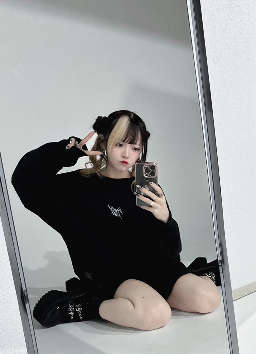 川口莉奈　直筆サイン入りブロマイド 川口莉奈 × KINGLYMASKコラボ直筆サイン＆直筆シリアルナンバー入り