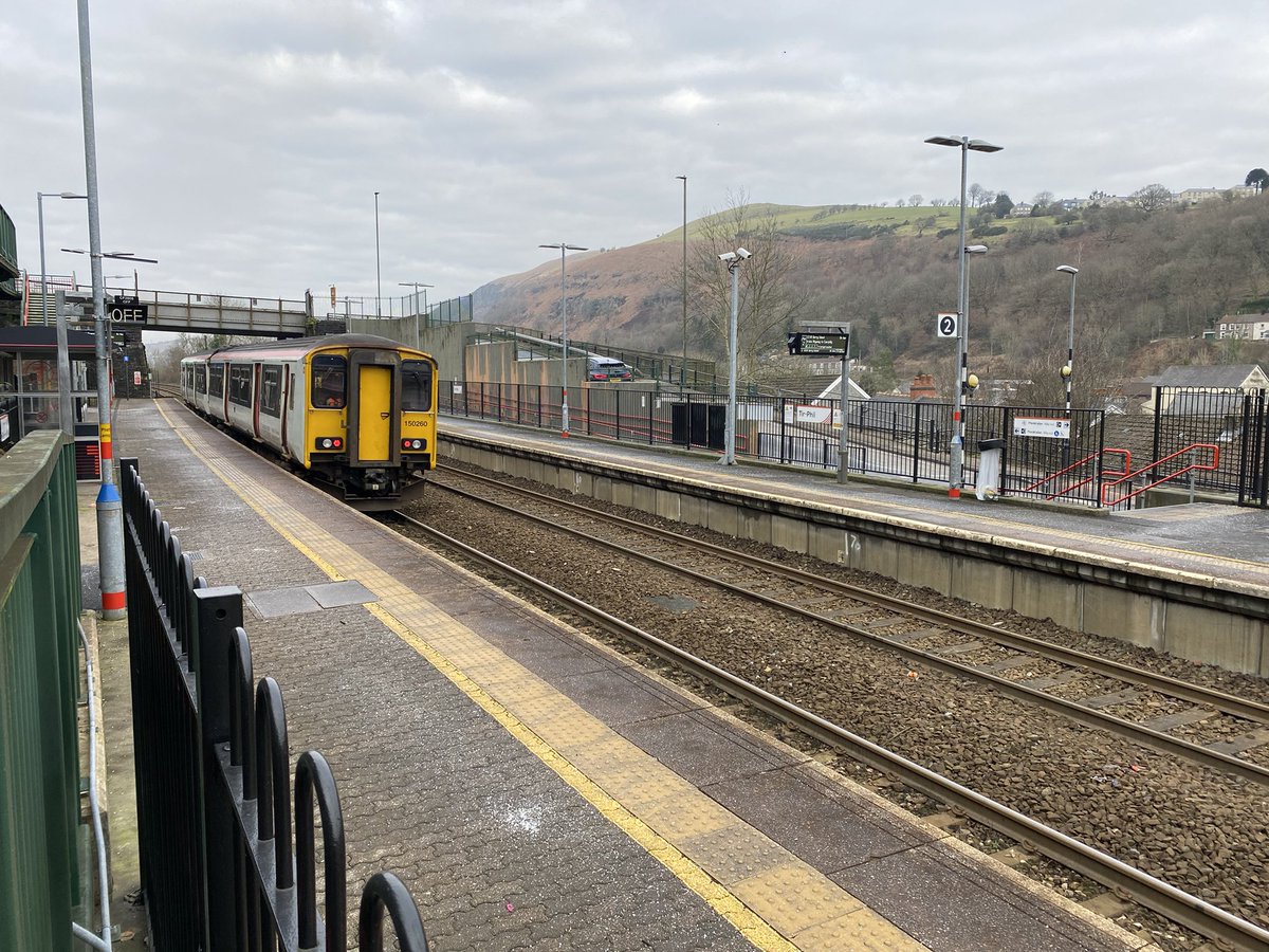 loypass_SCCar's tweet image. 🚉 Cardiff &amp;amp; Valleys pass in hand, 9:30 am, weekday service - let’s go, go, go!!

✅ Bargoed
✅ Rhymney
✅ Brithdir
✅ Tir-Phil
@tfwrail #class231 #class150
