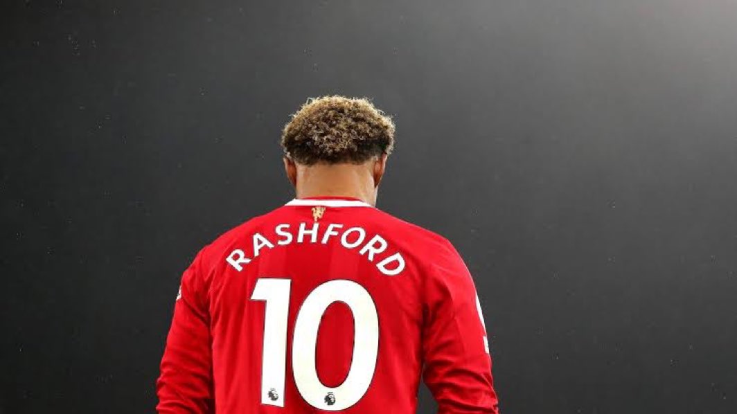 StretfordEndx's tweet photo. 🚨 A deal for Marcus Rashford to leave Manchester United in this window is looking increasingly difficult. Borussia Dortmund will continue to push but the finances remain a big issue. United are relaxed over the situation. #MUFC [@skysports_sheth, @MelissaReddy_] https://t.co/SWV4Rva2IP