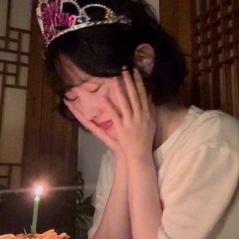 happy birthday to our babies hojung and hyeji! ily 💗