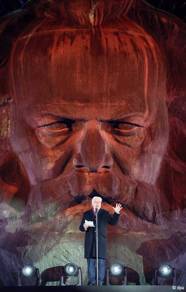 "In 2025, everyone should really take a look. Chemnitz and 38 municipalities here in the region have been crowned European Capital of Culture 2025."
In his opening speech, German President Steinmeier  praised the interactive format of the programme under the motto "C the Unseen".