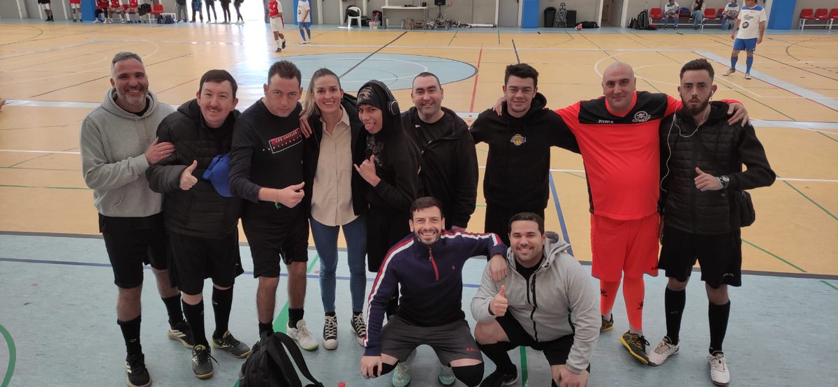 Además la Federación de Fútbol de la Región de Murcia (@ffrm_ins) ha aportado nuevos balones, petos y un botiquín para los próximos partidos. ⚽

Muchas gracias a todos y todas por la pasión que le ponéis al deporte y a la salud mental, y el cariño que nos tenéis.