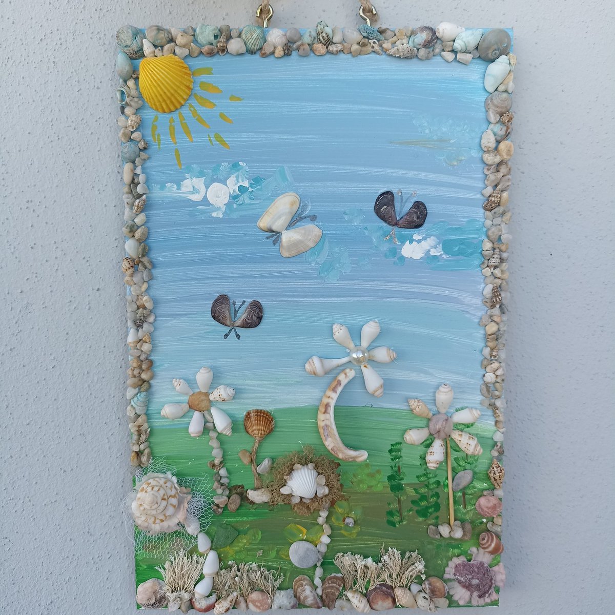 Ekateri74082035's tweet photo. Handmade seashell decor capturing the beauty of nature – sunny skies, butterflies, and blooming flowers. A perfect touch of coastal charm for your home!
Welcome to our shop 👇
https://t.co/bBFM6a53qg
#SeashellArt #HandmadeDecor #CoastalVibes #BeachInspired #NatureLovers https://t.co/ke6qkefR3x
