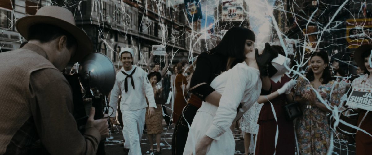 CageValley's tweet image. They can make as many comic book movies as they want, but they'll never top the opening of Watchmen.