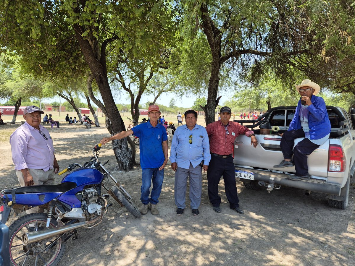 La #CLIBCh envía un cordial y fraternal saludo a las comunidades Karanda y 20 de enero, de El Estribo, por un aniversario más de su fundación, que se conmemora el día de hoy. Muchas felicidades y siempre adelante, hermanas y hermanos de 20 de enero y Karanda.