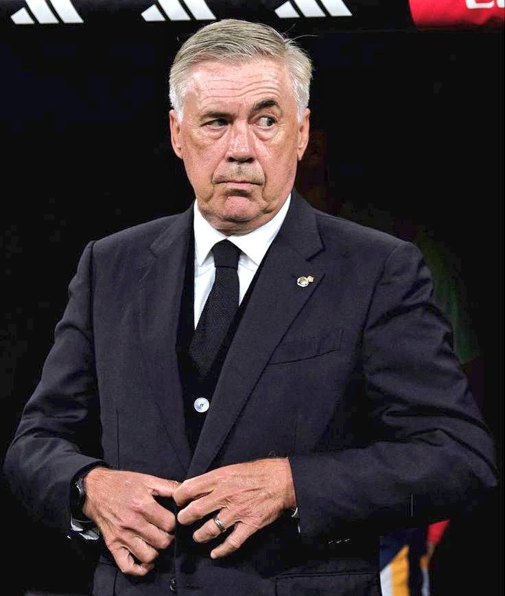 RealBrasil_BR's tweet photo. 🚨💣 URGENTE: Carlo Ancelotti decidiu deixar o Real Madrid no final da temporada.

É a decisão final. 

[@OndaCero_es] https://t.co/A1trmqzSqB