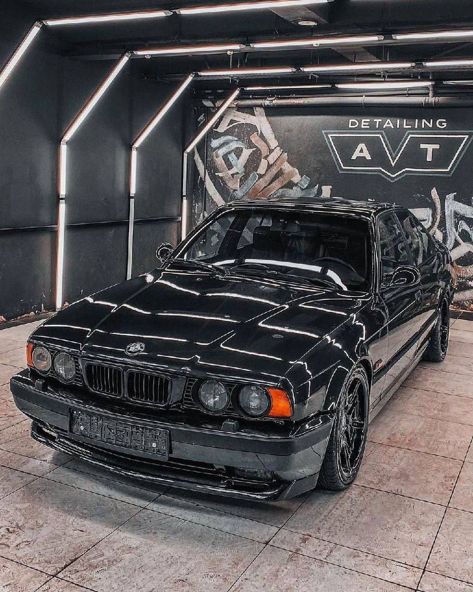CrisAyala360's tweet photo. "Every car has a unique personality, and every driver makes it their own." https://t.co/Wz2VPUB30V