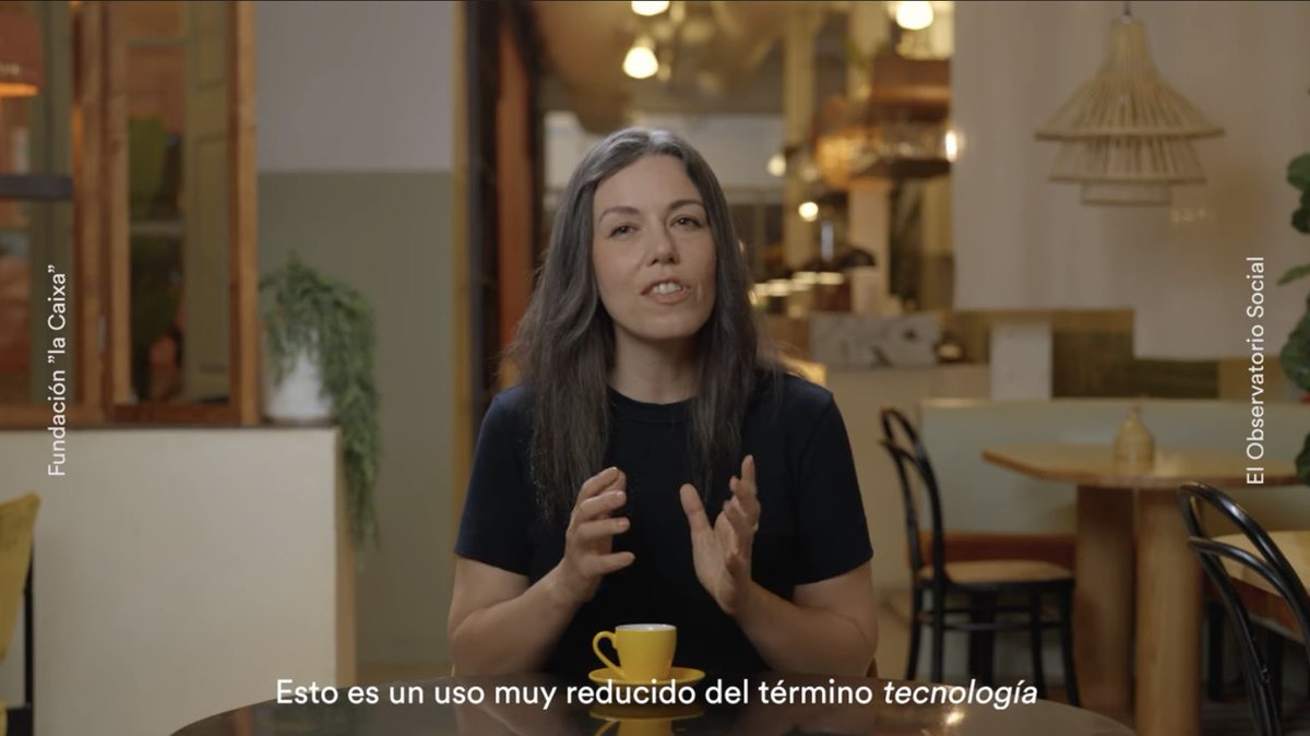 En apenas 10’, Marta Peirano explica cómo seleccionan los algoritmos los mensajes que recibimos y cómo contribuyen así a una polarización social cada vez mayor.

Además, <a href="/minipetite/">Marta Peirano</a> relaciona el auge de la IA con la crisis ecológica.

No se lo pierdan:

youtu.be/oIGKXTq2VVE?fe…