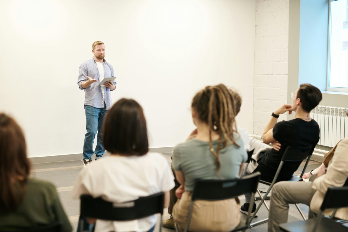 Want events in AHP research? We've got you covered 😍

Search AHP research events at cahpr.org.uk/upcoming-event…

On the 28th Jan🗓️ 
Join us for: Approaching the doctoral viva: candidate and examiner perspectives and experiences. Register and join tinyurl.com/3t97x3rh