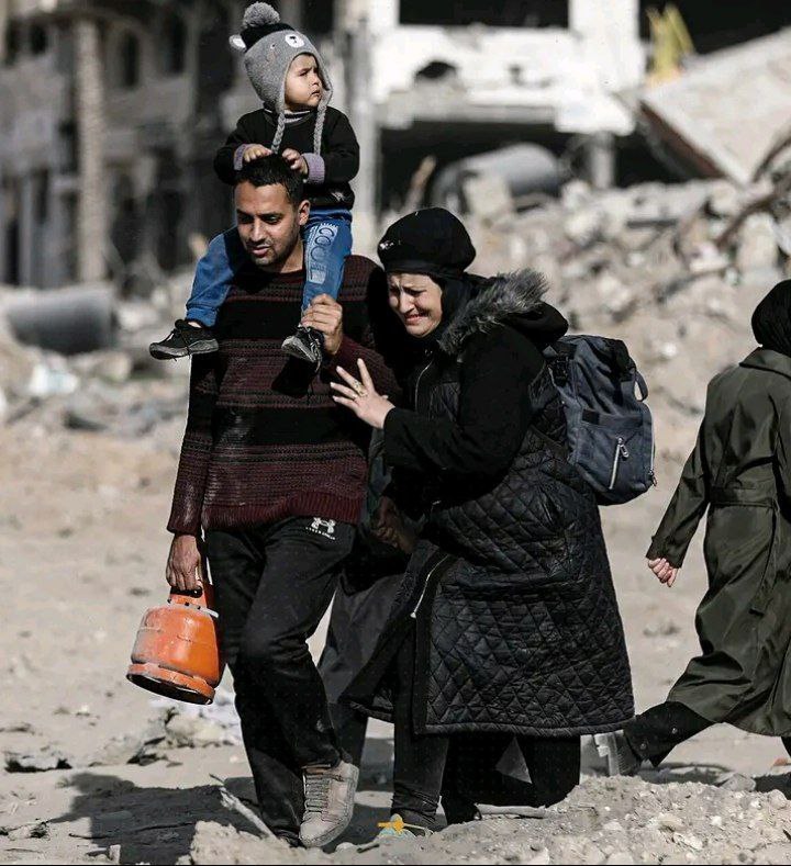 أهل #غزة علمونا الأدب واليقين بالله، والرجوله والنخوه والثبات على الحق والتمسك بالدين ..

#غزة_تنتصر