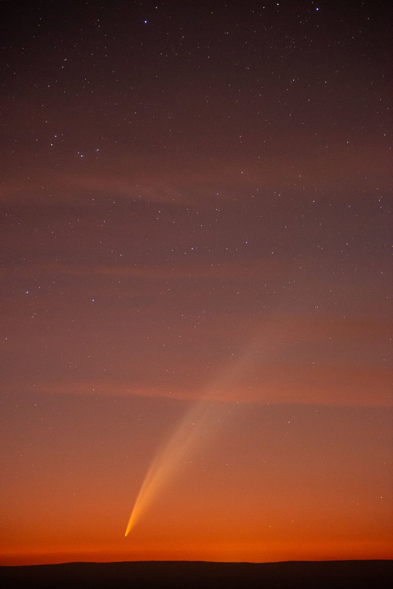 ALMAObs_esp's tweet image. ☄️El cometa C/2024 G3 ATLAS y su paso sobre el desierto de Atacama, Chile, visto desde ALMA📡
📷: Increíbles fotos de nuestros embajadores fotográficos Sergio Otárola @_ansack y Carlos Rojas