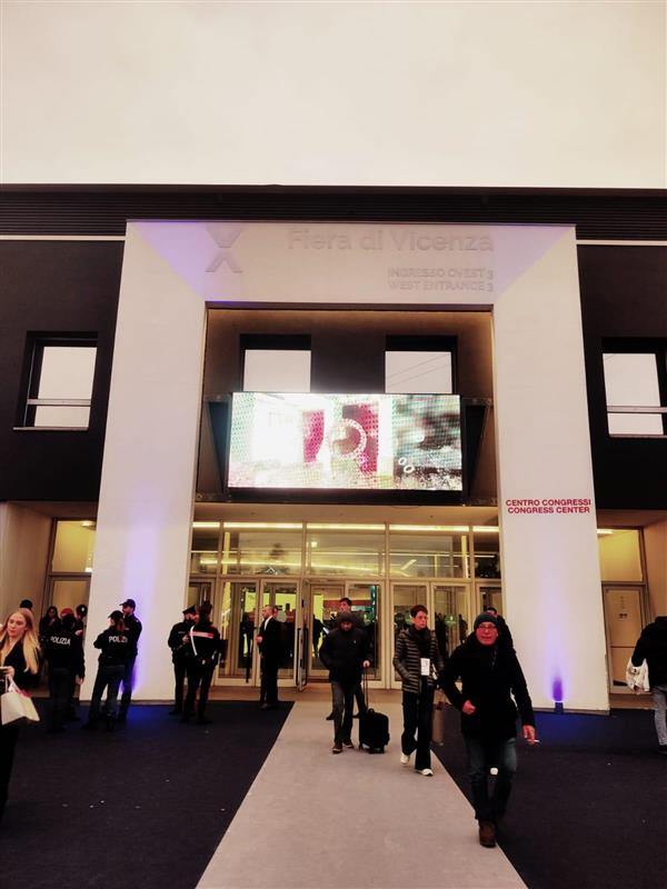 Incus3D's tweet image. Revolutionizing Jewelry Manufacturing with LMM Technology! 🚀At #Vicenzaoro, industry leaders called LMM a game-changer for intricate, high-quality designs. With top surface quality, zero porosity, and great material efficiency, it’s shaping the future of jewelry production.