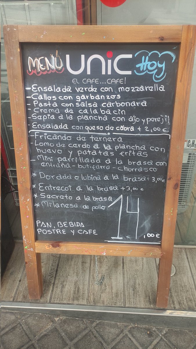 MENÚS BARCELONA 2025

Voy a documentar los menús del día en un hilo. Empezamos hoy con un sitio que no conocía: 

O'PARDAL. Avda. Mare de Déu de Montserrat 263. Garbanzos con callos, picantinos, mini parrillada y crema catalana.  Todo casero y bueno. 14€ inclusives de café.