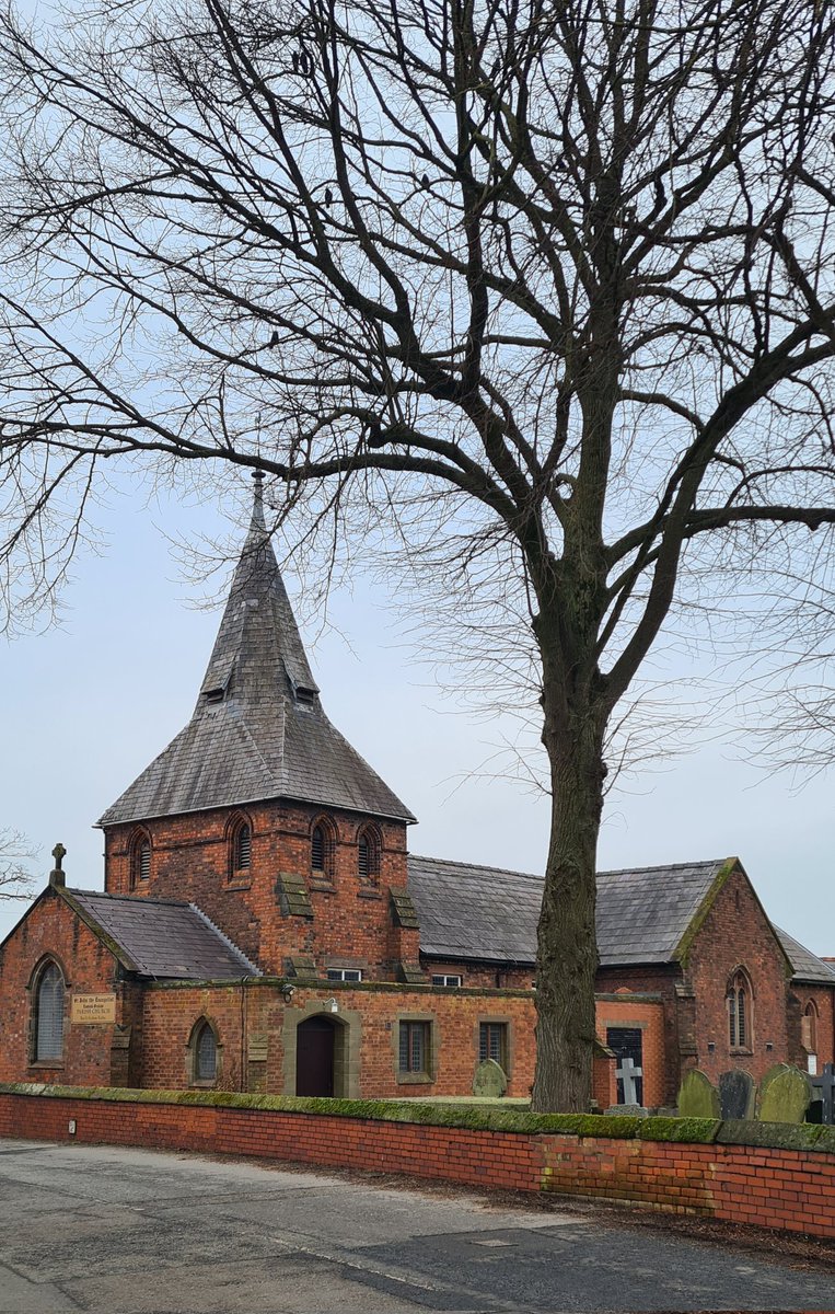InscriptionsWw1's tweet photo. #RememberedHere
#StJohnsChurch #LostockGralam #Cheshire
More photos via https://t.co/DoOUQ87Fr7
#WW1 #LestWeForget
#wewillrememberthem #fww #warmememorials #memorials #greatwar #westernfront #wargraves #taphophile #firstworldwar #InscriptionsWW1 https://t.co/MtACv102WA