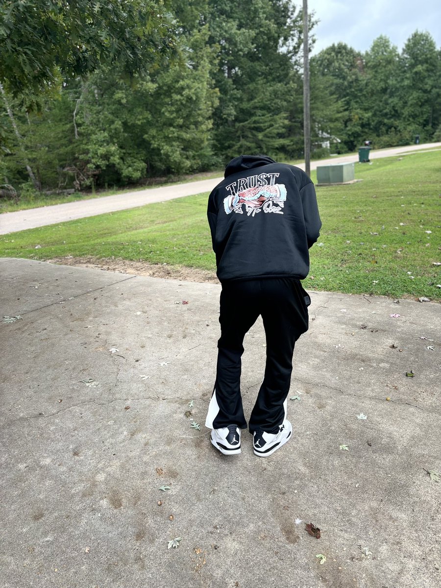 HM ICE 🖤 tweet media