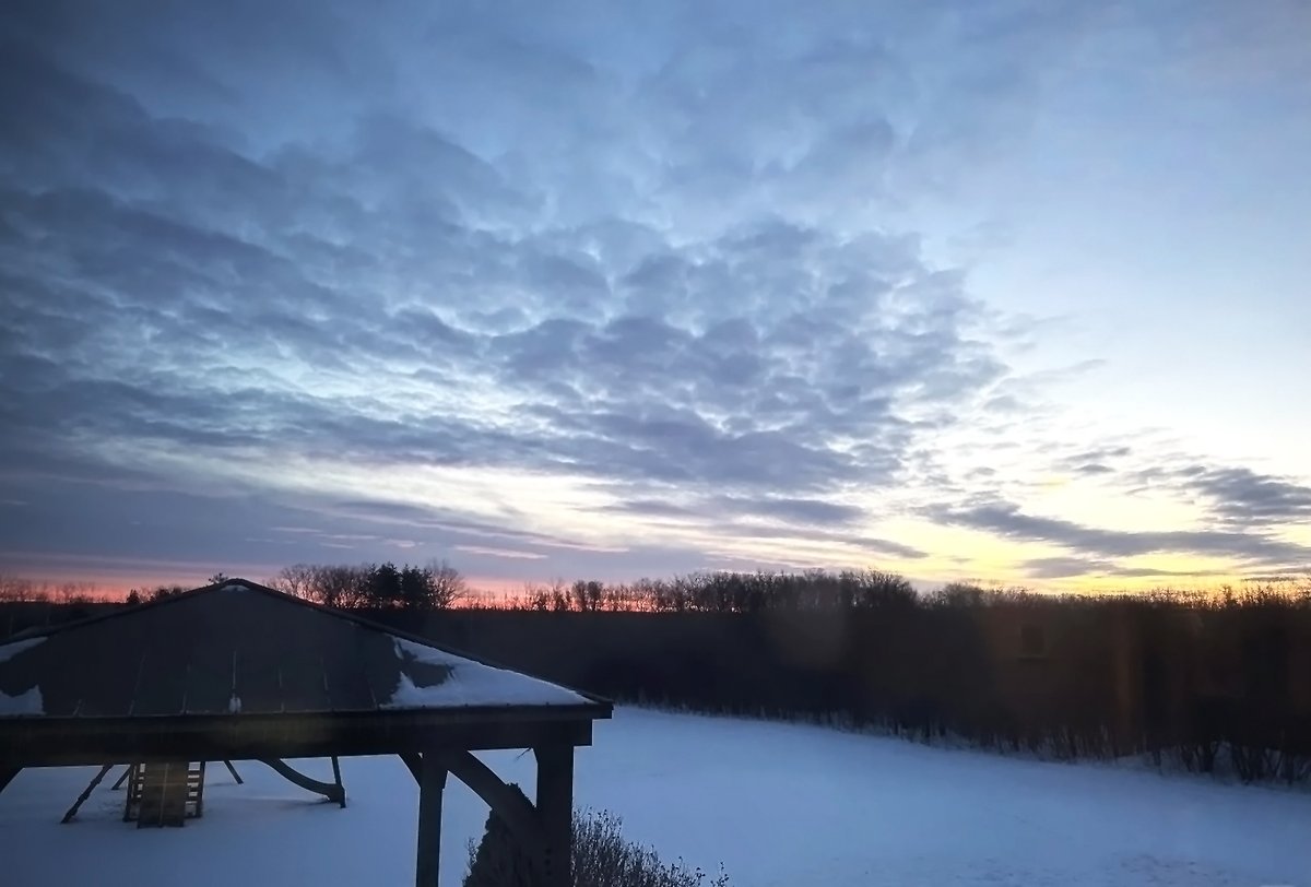 Sunrise after the snow,❄️ with clear skies. 🌅