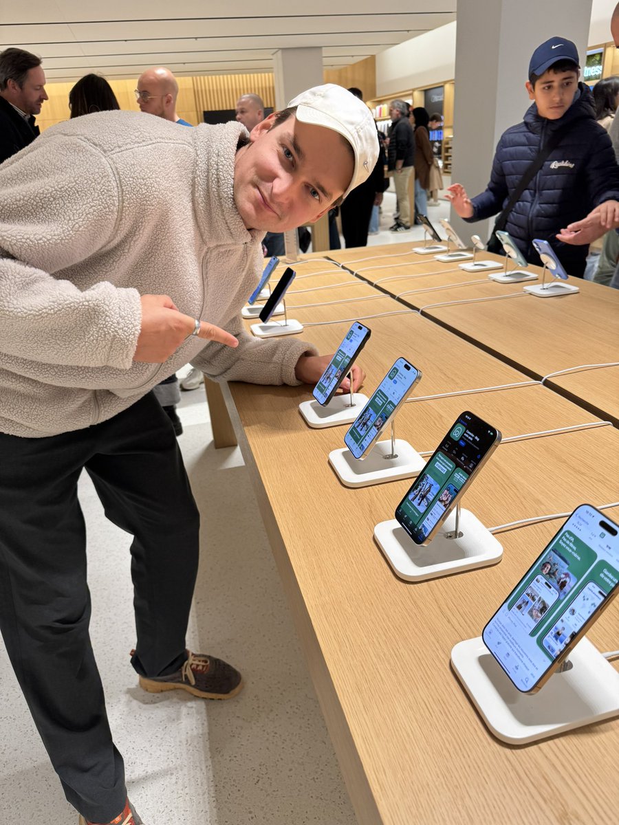 Adrien Cens tweet media