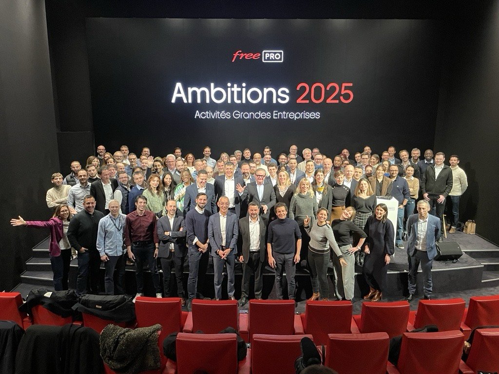 FreePro's tweet photo. Nous avons réuni notre équipe commerciale Grandes Entreprises au siège du @GroupeIliad pour tracer une feuille de route 2025 audacieuse et inspirante. 🚀
 
2025 est lancé, et nous sommes prêts à vous accompagner dans tous vos défis ! 💪

#Stratégie2025 #InnovationClient https://t.co/1YHPVbkpP6