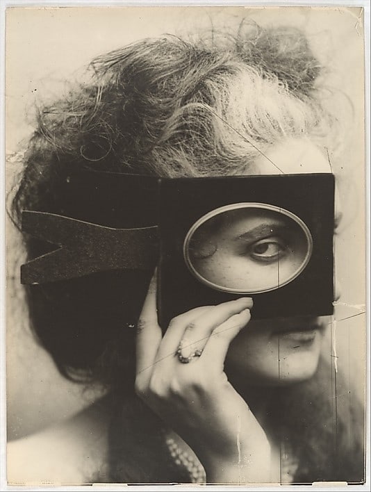 #WOMENSART (@womensart1) on Twitter photo Virginia Oldoini, Countess of Castiglione (1837-1899), Italian aristocrat & pioneering figure in the early history of photography #WomensArt Virginia Oldoini, Countess of Castiglione (1837-1899), Italian aristocrat & pioneering figure in the early history of photography #WomensArt