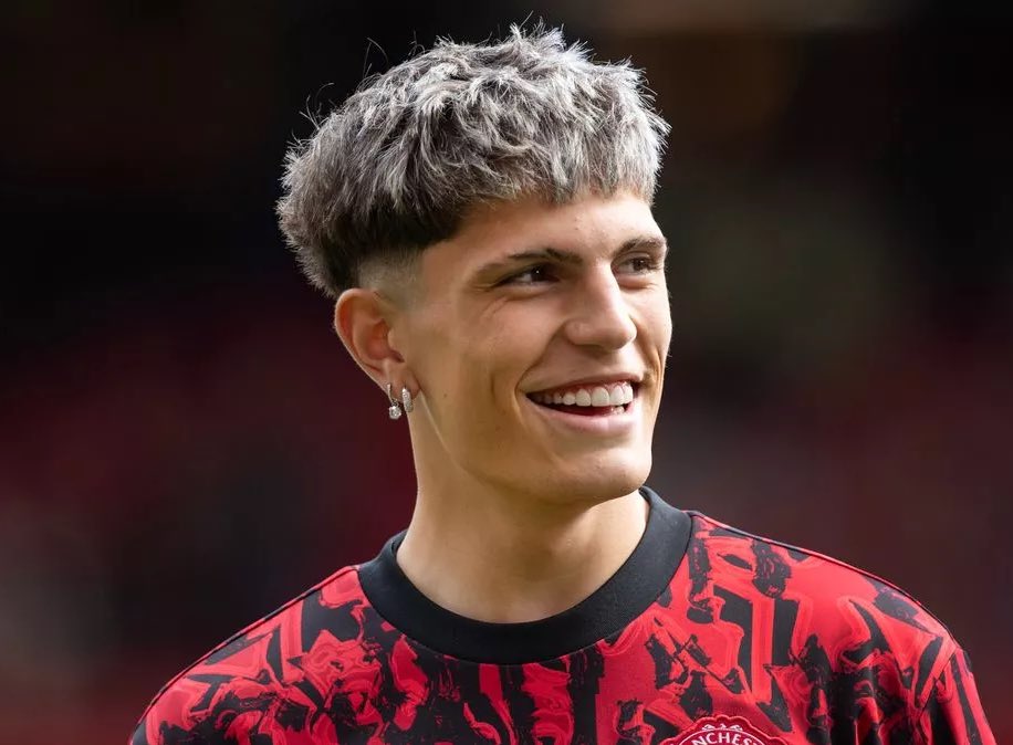 Chelsea are really interested in signing Alejandro Garnacho, it’s a story to follow in the final two weeks of the window. (<a href="/FabrizioRomano/">Fabrizio Romano</a> <a href="/GiveMeSport/">GiveMeSport</a>) #CFC