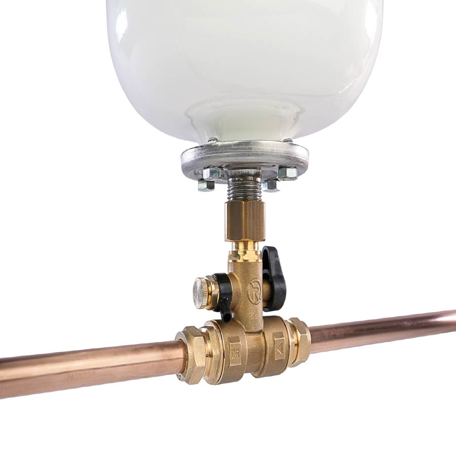 bssindustrial's tweet photo. Reduce the risk of Legionnaires disease in expansion vessels with @RWCUK new range of Anti-Legionella Valves:

💠 Maintains circulation in expansion vessels

💠 Available in 4 sizes

💠 Tamperproof handles on 1&amp;1¼” sizes

💠 Fits most standard vessels
https://t.co/3FE51cuZYH https://t.co/r9PzfeGccY