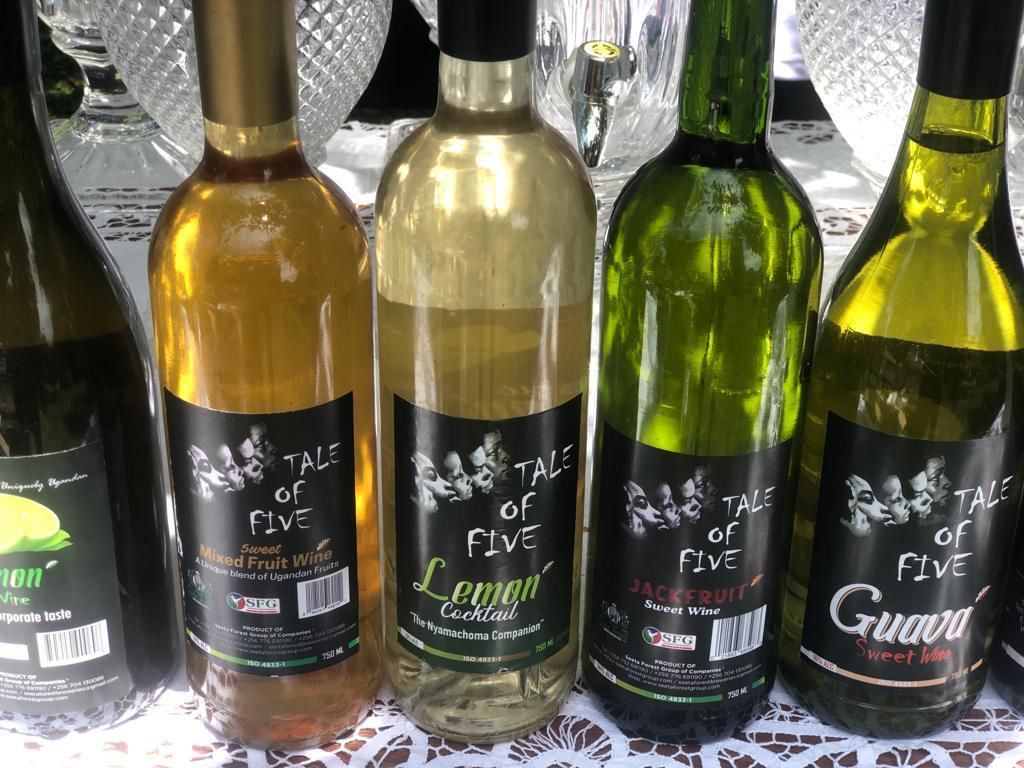 alinabyona69087's tweet photo. 🥂 Good evening friends!!! It’s Monday, and after a long day, you deserve something special.
Our selection of @taleof5wine is perfect for unwinding whether you prefer a smooth red or a refreshing white.
🍷Take a moment for yourself and enjoy a glass tonight.
#taleof5Wine https://t.co/GPbCJBnevu
