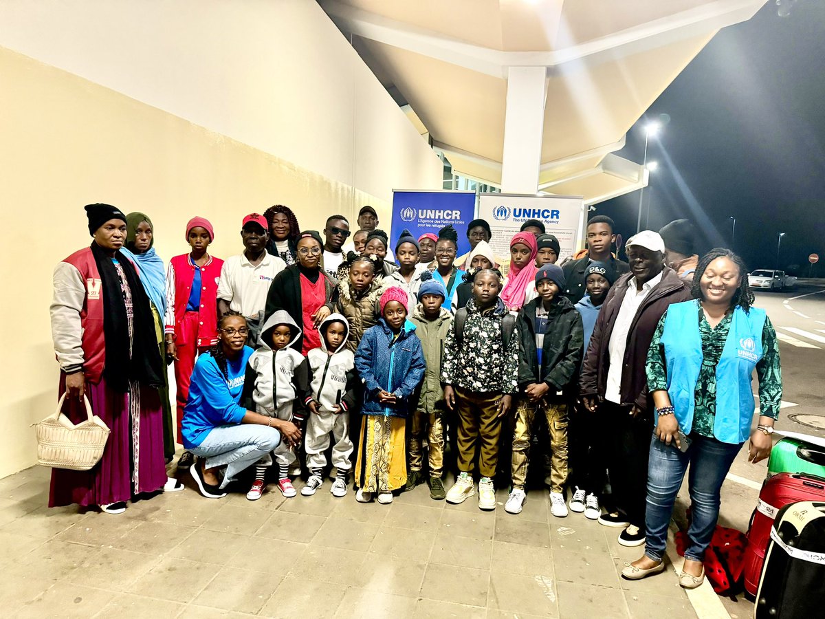 RefugeesCmr's tweet photo. 1️⃣3️⃣8️⃣refugees recently left Cameroon for the USA🇺🇸, totaling 5️⃣3️⃣4️⃣ resettled in 2024.

Thanks to @StatePRM and @CamerounOim for partnering with UNHCR to support &amp; ensure sustainable response for people forced to flee.

#HopeAwayFromHome https://t.co/YfpmeSP0HA